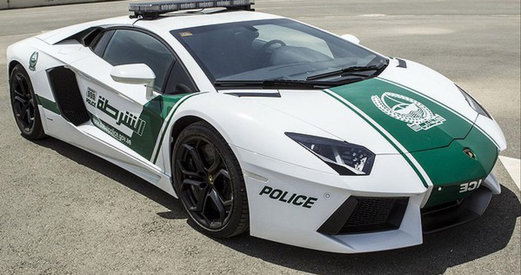 lamborghini-aventador-lp-700-4-police-car--image-dubai-police_100424792_l